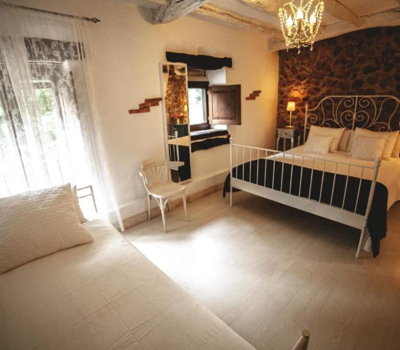 habitacion blanca corralada23